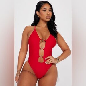 NWT Fashion Nova Gabriela Cut Out 1 Piece Swimsuit - Red Plus Size 2X